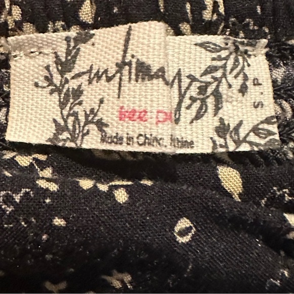 (Sold)Intimately Free People Caught Up Floral Black Mini Dress Size Small - Picture 8 of 12